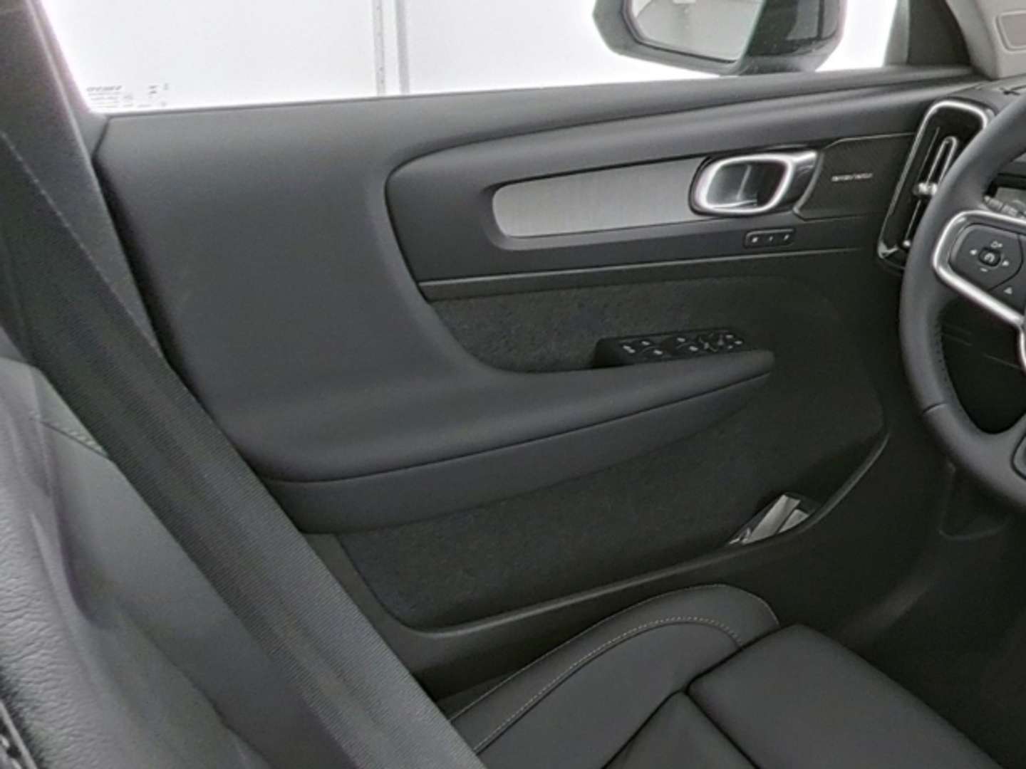 Volvo XC40 B4 Plus - 2025 - Joinsteer - #11