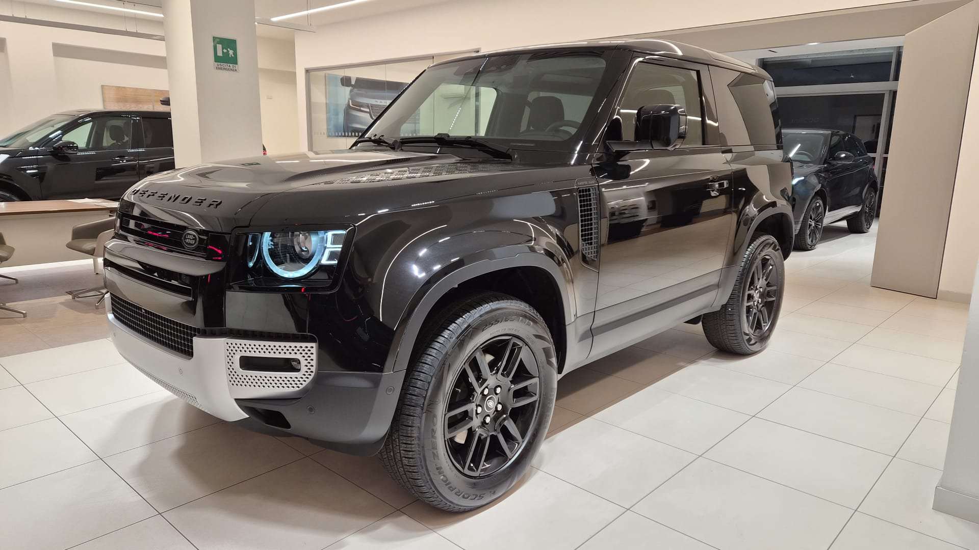 Land Rover Defender 90 D200 S - 2025 - Joinsteer - #1