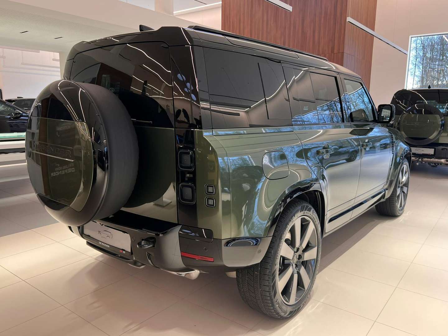 Land Rover Defender X-Dynamic HSE P300e - 2025 - Joinsteer - #5