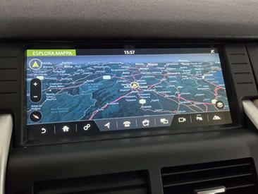 Land Rover Discovery Sport D180 HSE Luxury — photo 12