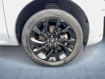 Land Rover Discovery Sport D200 R-Dynamic — photo 7