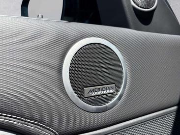 Land Rover Discovery D250 Dynamic SE — photo 11