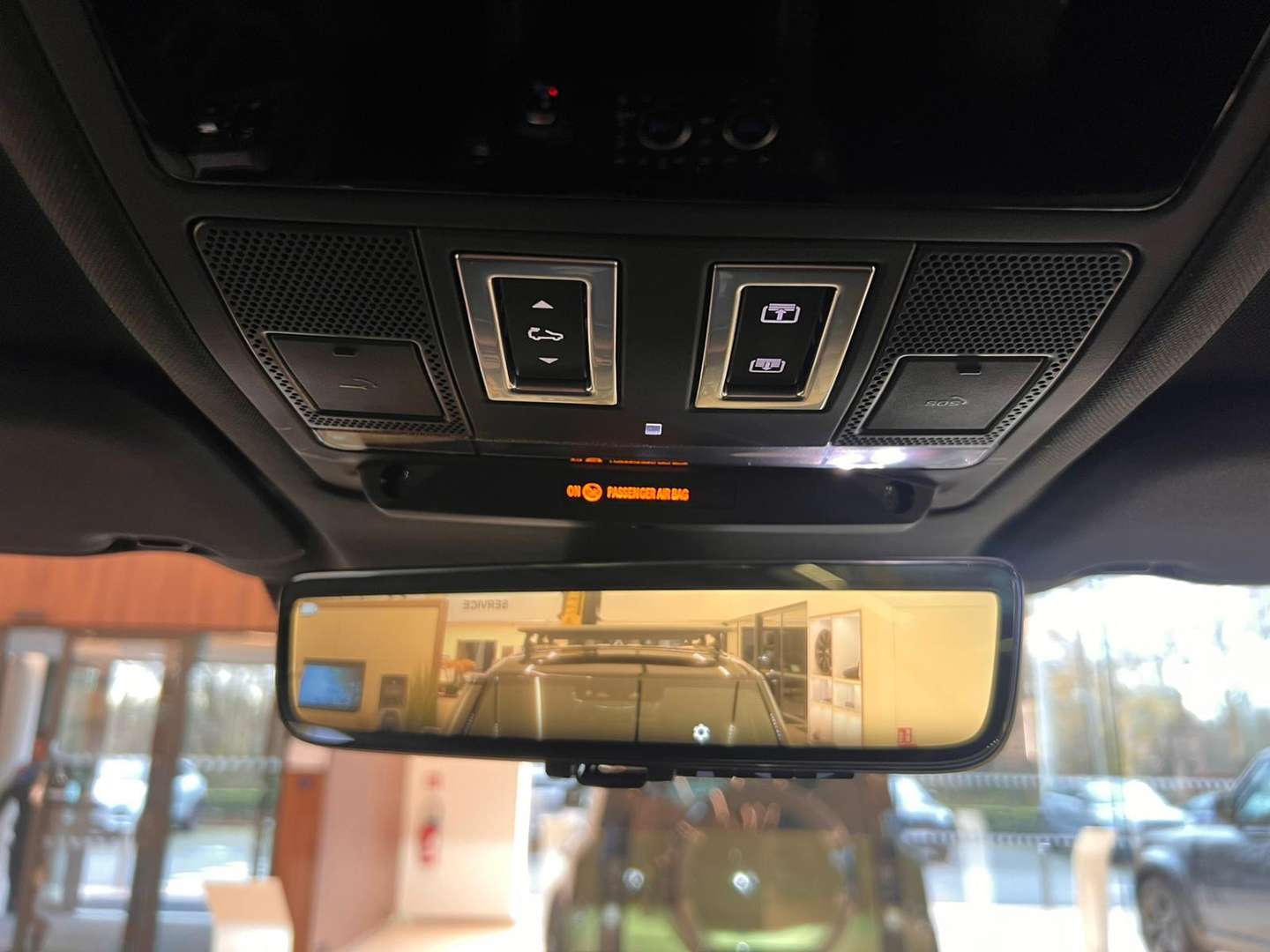 Land Rover Defender X-Dynamic HSE P300e - 2025 - Joinsteer - #17