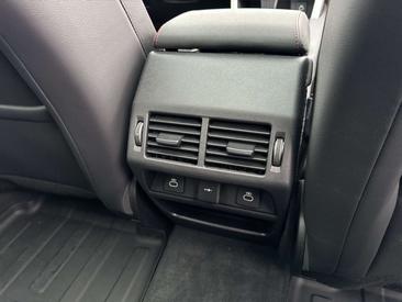 Land Rover Discovery Sport D200 R-Dynamic — photo 20