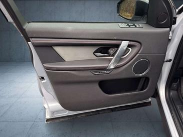 Land Rover Discovery Sport D200 R-Dynamic — photo 24