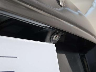 Land Rover Discovery Sport D180 HSE Luxury — photo 19