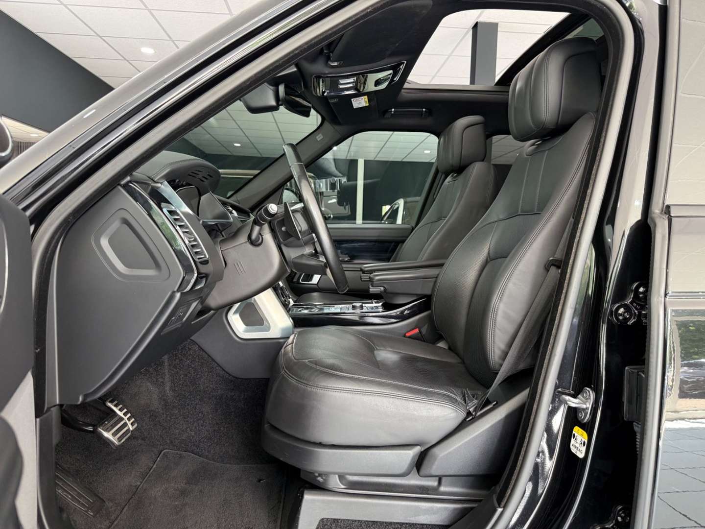 Land Rover Range Rover Vogue Black Pack SDV8 - 2018 - Joinsteer - #9