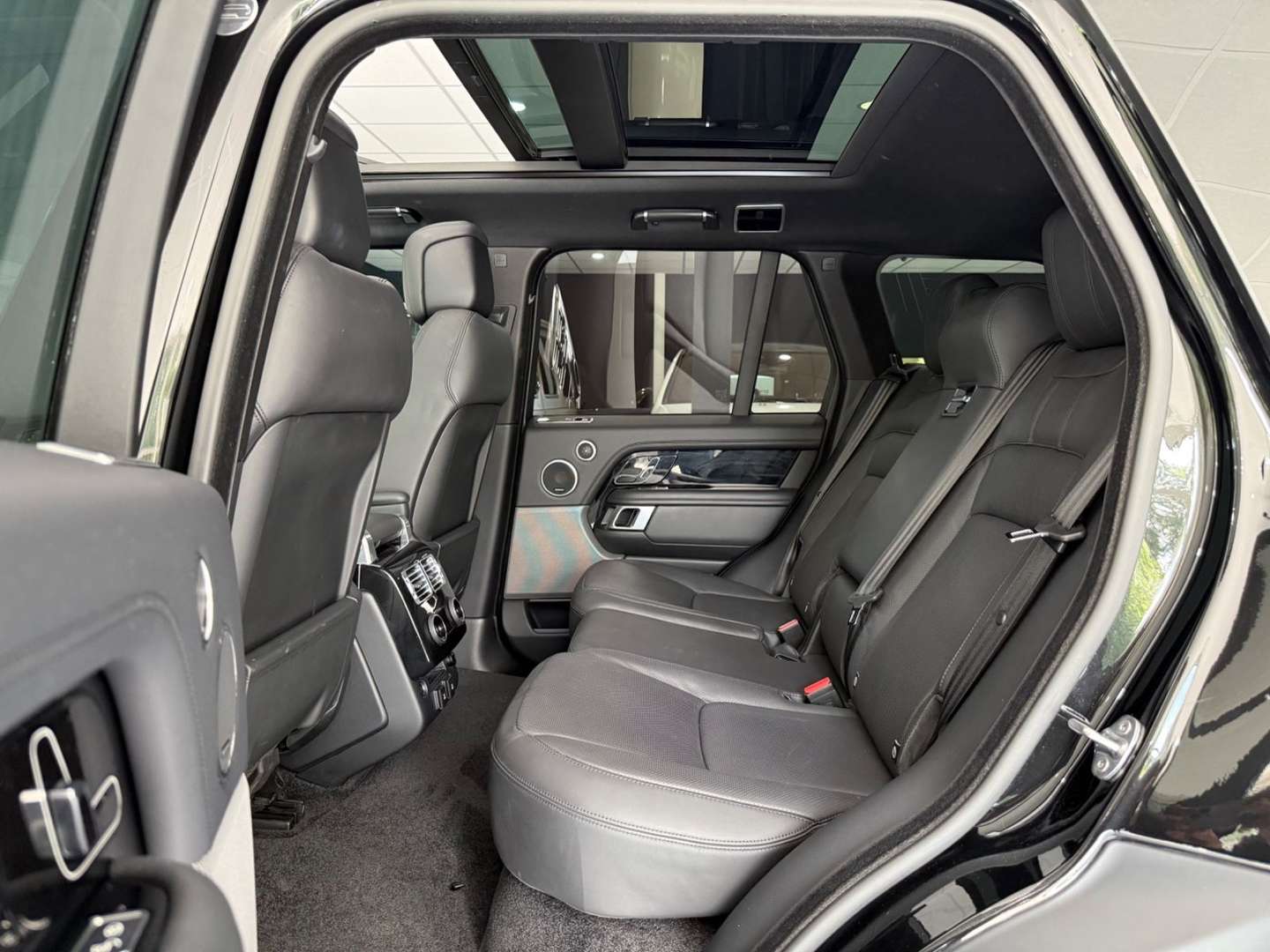 Land Rover Range Rover Vogue Black Pack SDV8 - 2018 - Joinsteer - #11