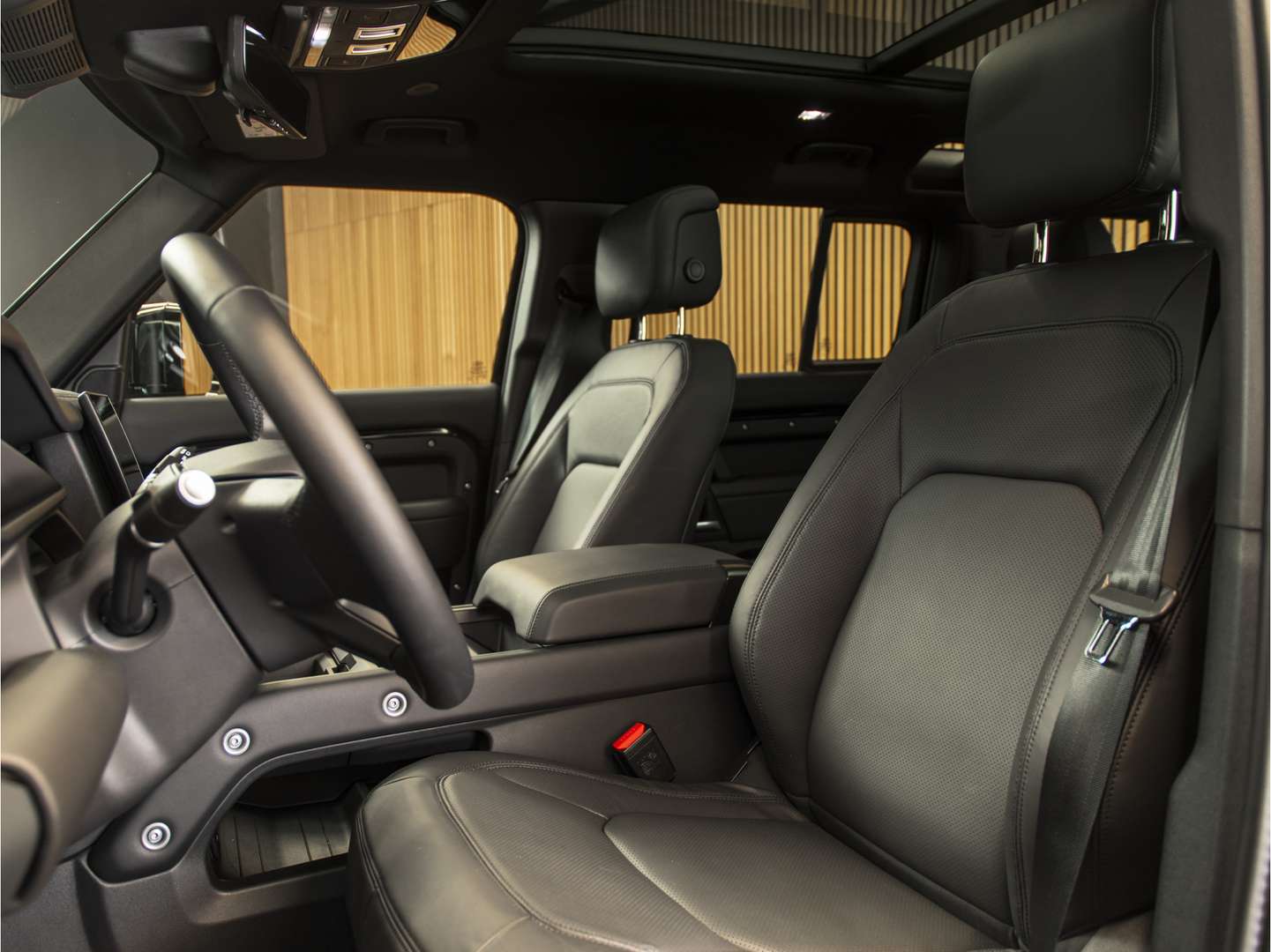 Land Rover Defender 110 X-Dynamic HSE P300e - 2025 - Joinsteer - #14