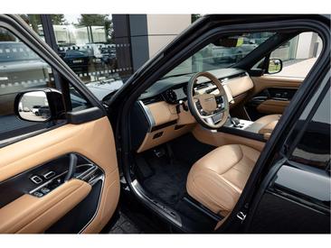 Land Rover Range Rover HSE P550E — photo 15