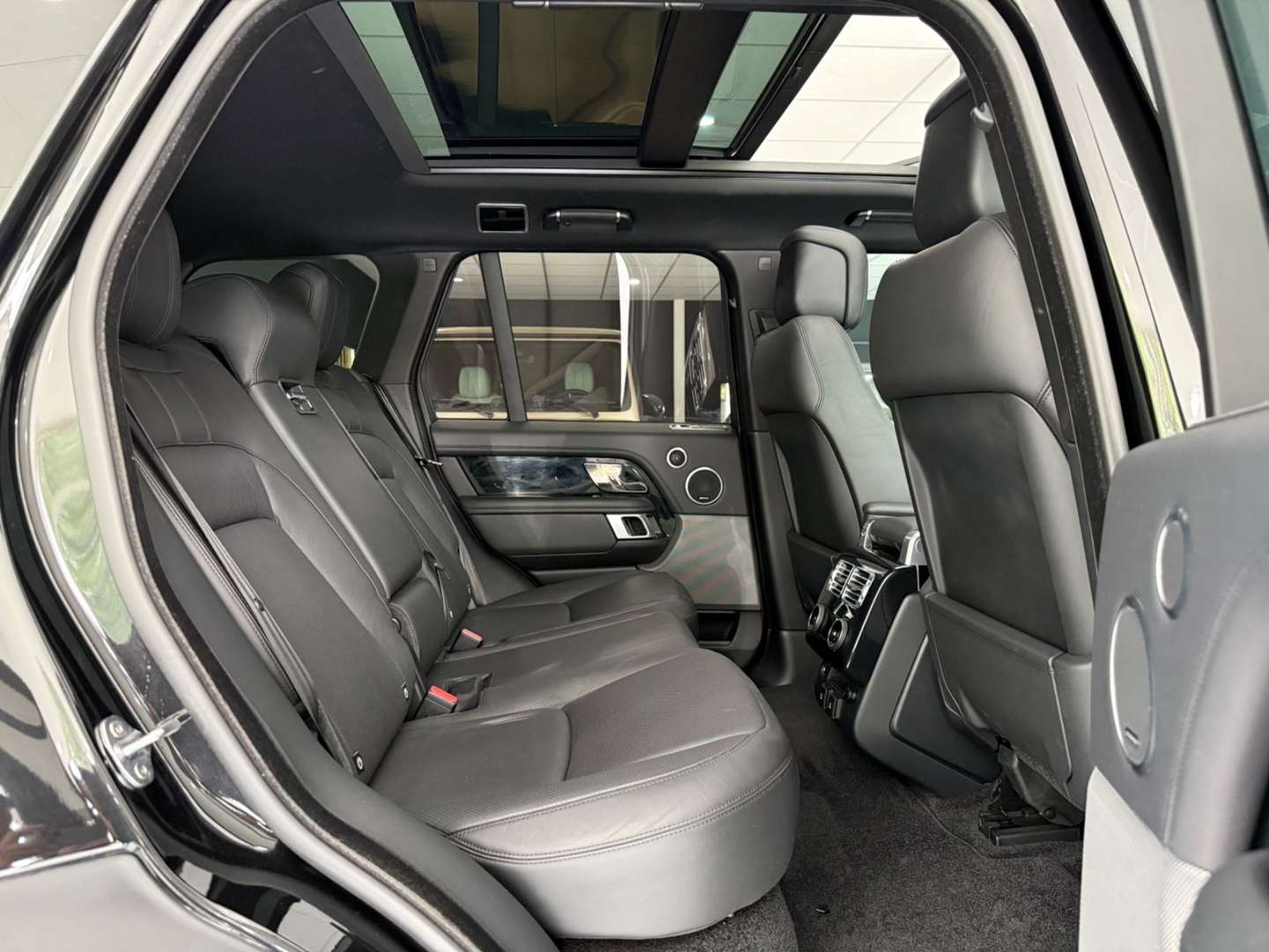 Land Rover Range Rover Vogue Black Pack SDV8 - 2018 - Joinsteer - #13