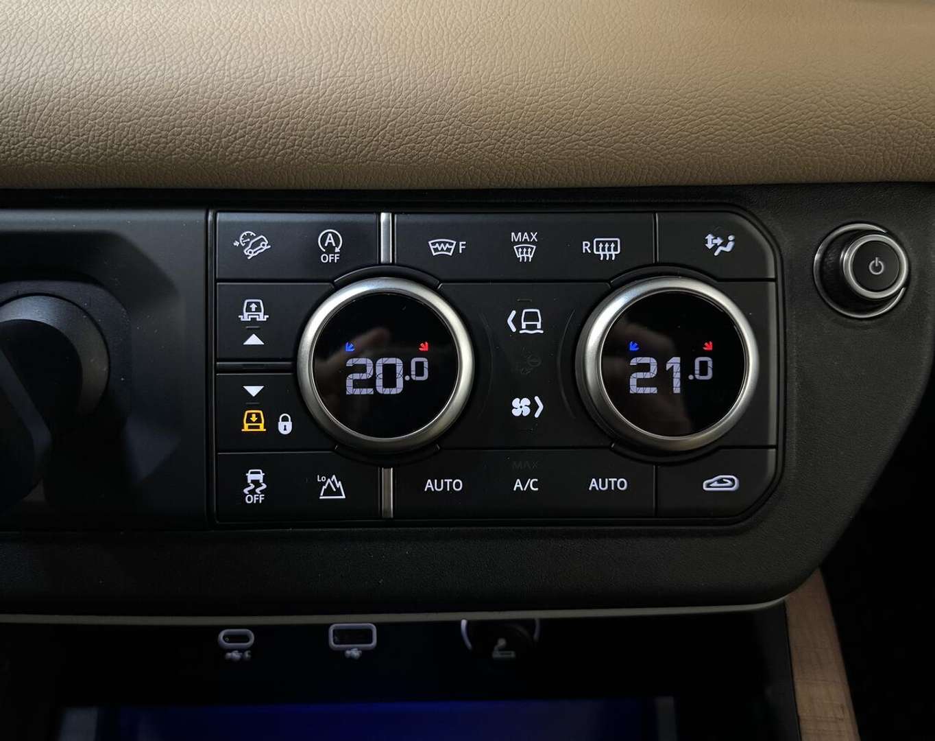 Land Rover Defender SE D200 - 2022 - Joinsteer - #22