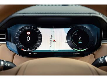 Land Rover Range Rover HSE P550E — photo 19