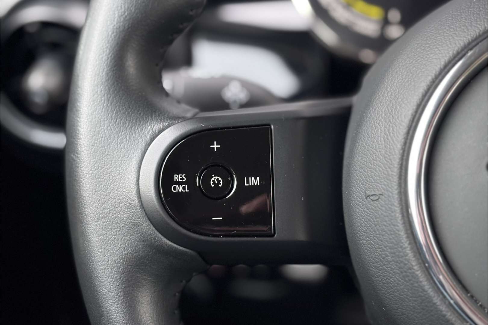 Mini Cooper E Électrique - 2023 - Joinsteer - #16