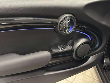 Mini 3 Portes Classic Cooper S — photo 16