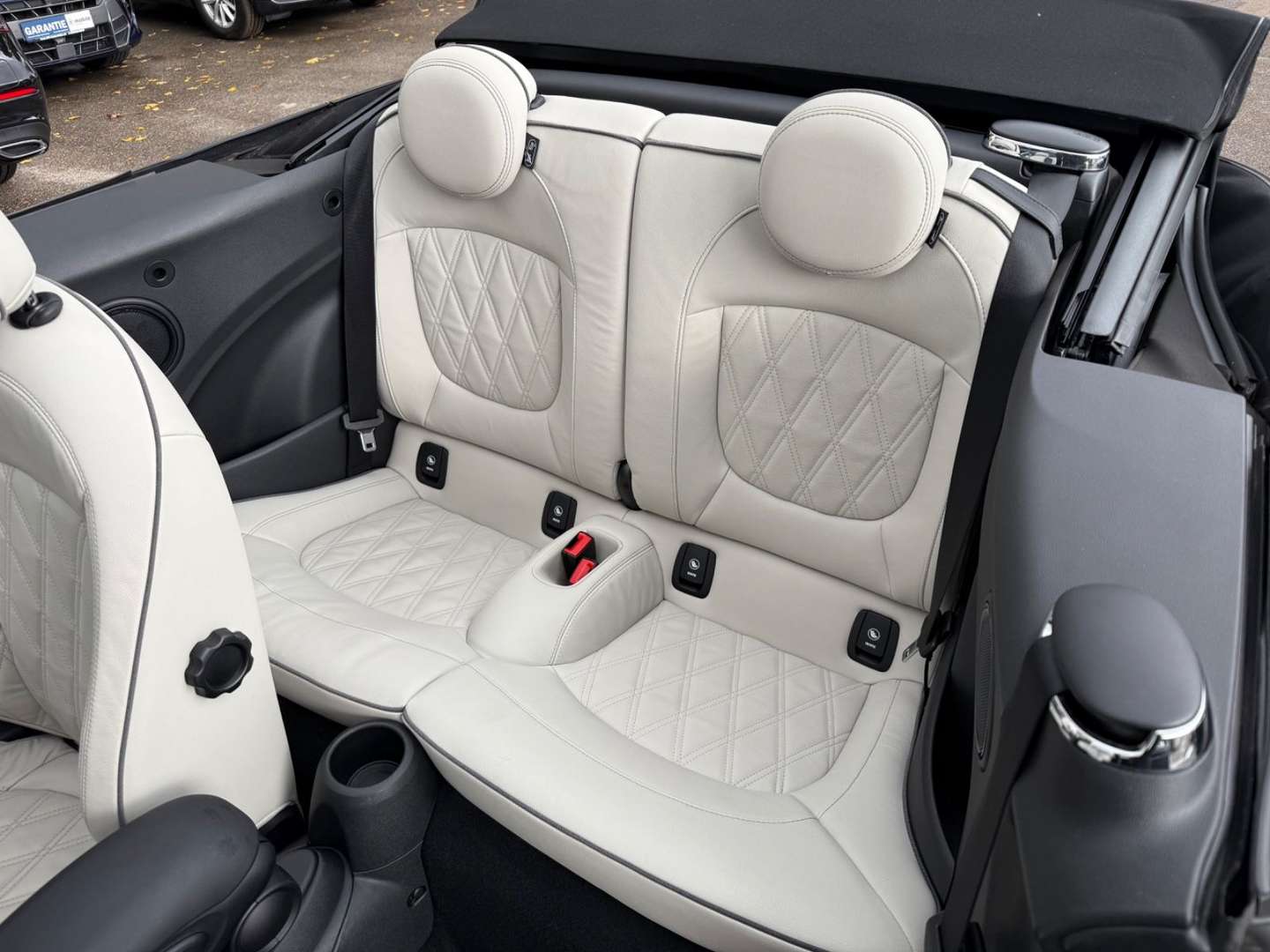 Mini Cabrio Cooper S - 2023 - Joinsteer - #11