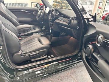 Mini Cabrio Trim John Cooper Works — photo 8