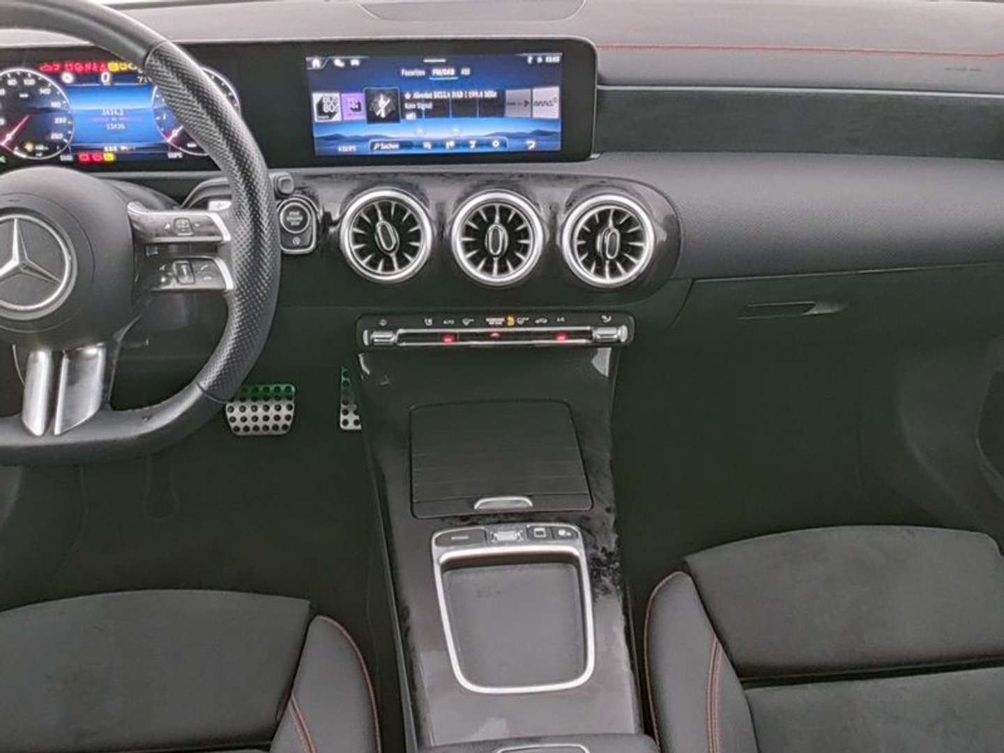 Mercedes CLA 200 AMG Line - 2024 - Joinsteer - #3