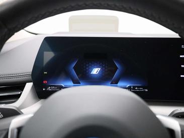 BMW Série 2 Active Tourer 230e XDrive — photo 13