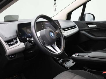 BMW Série 2 Active Tourer 230e XDrive — photo 28