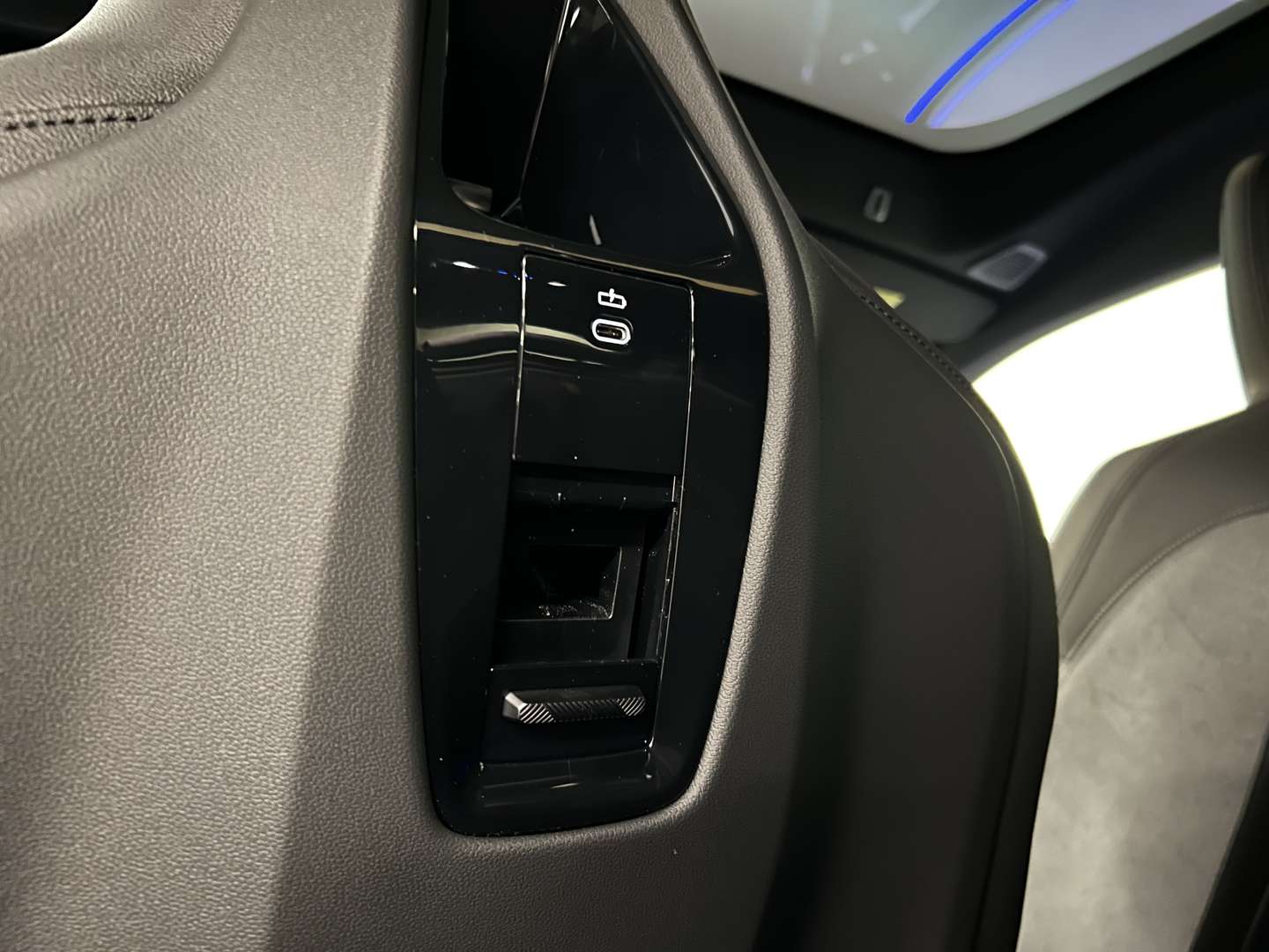 BMW IX M70 XDrive M Sport - 2025 - Joinsteer - #18