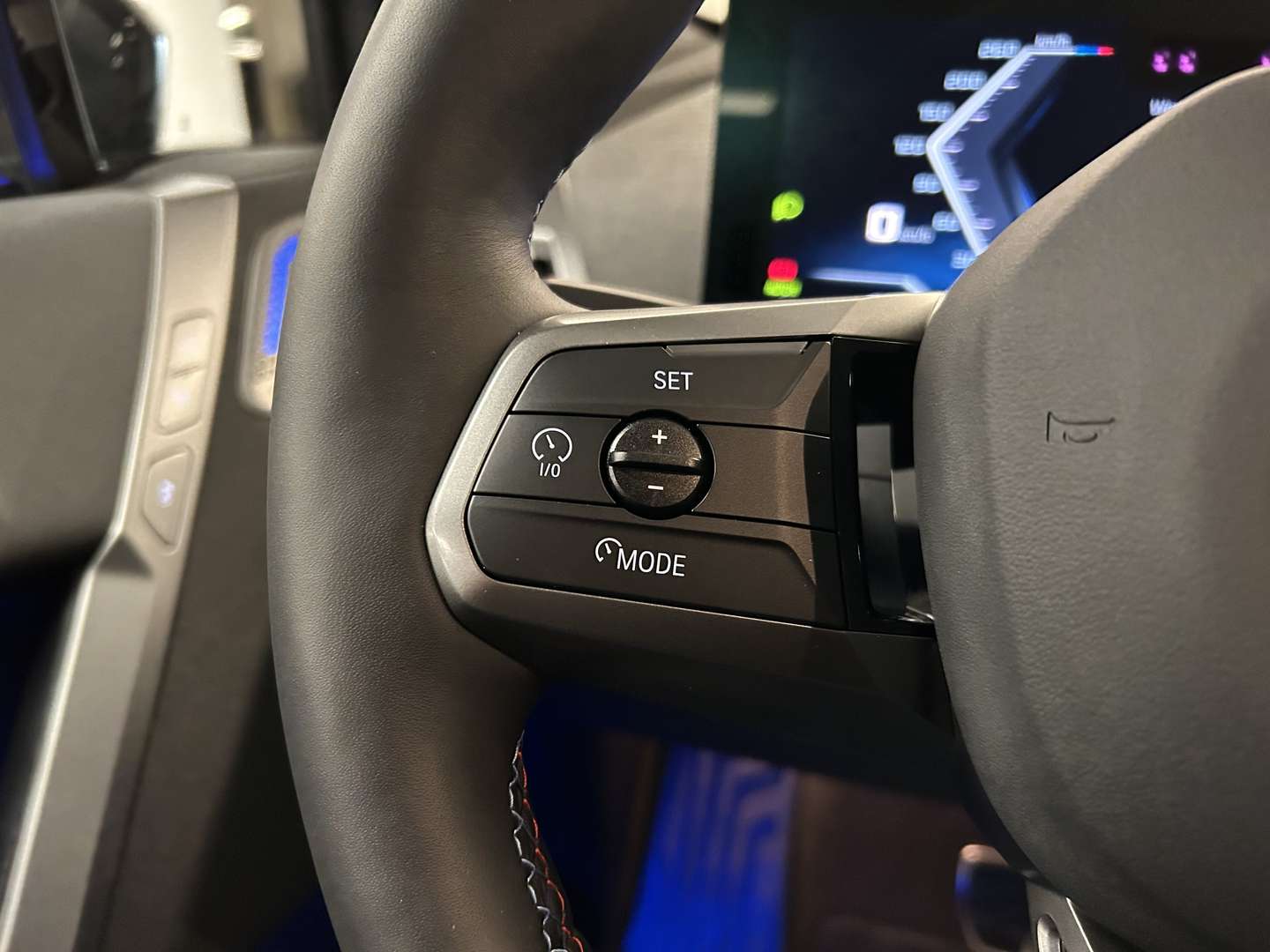 BMW IX M70 XDrive M Sport - 2025 - Joinsteer - #27