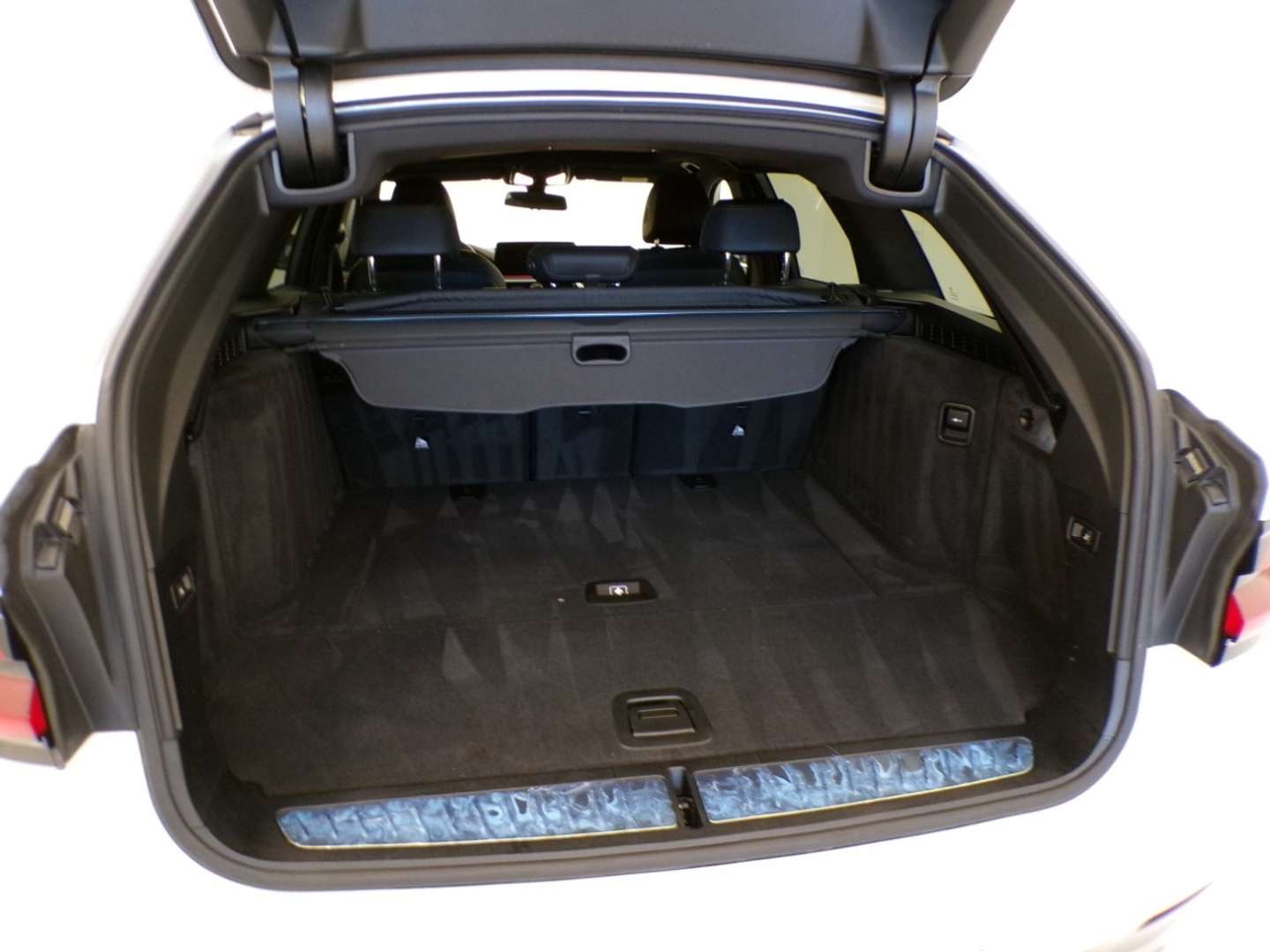 BMW Série 5 Touring M Sport 520d XDrive - 2021 - Joinsteer - #9