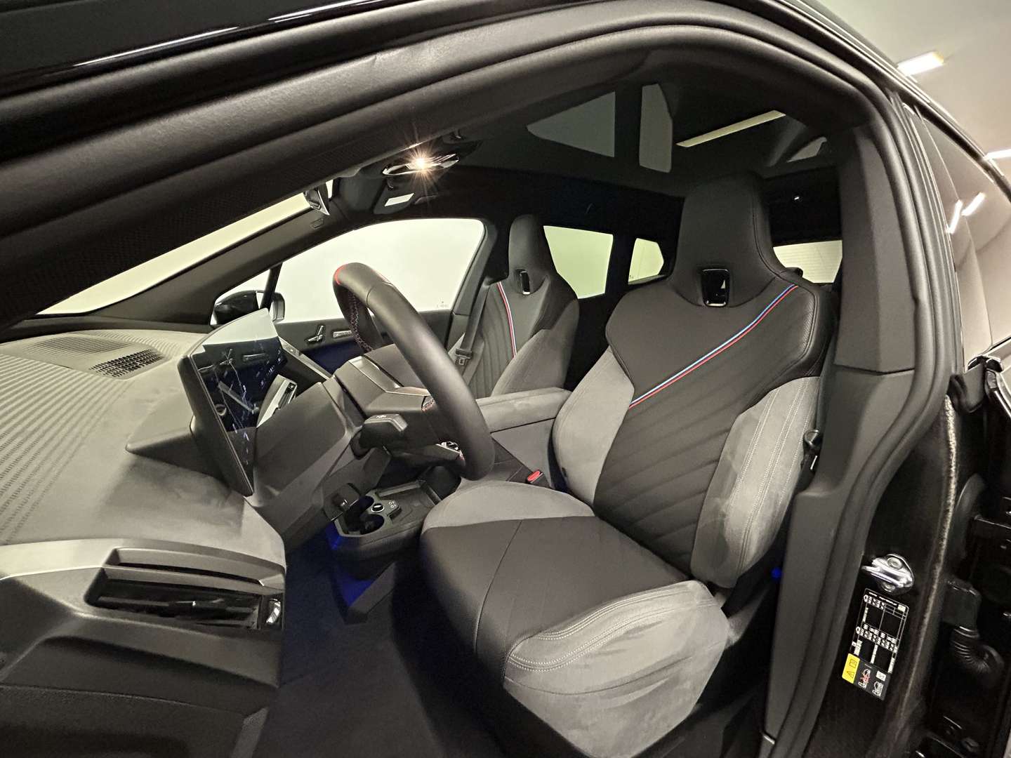 BMW IX M70 XDrive M Sport - 2025 - Joinsteer - #29