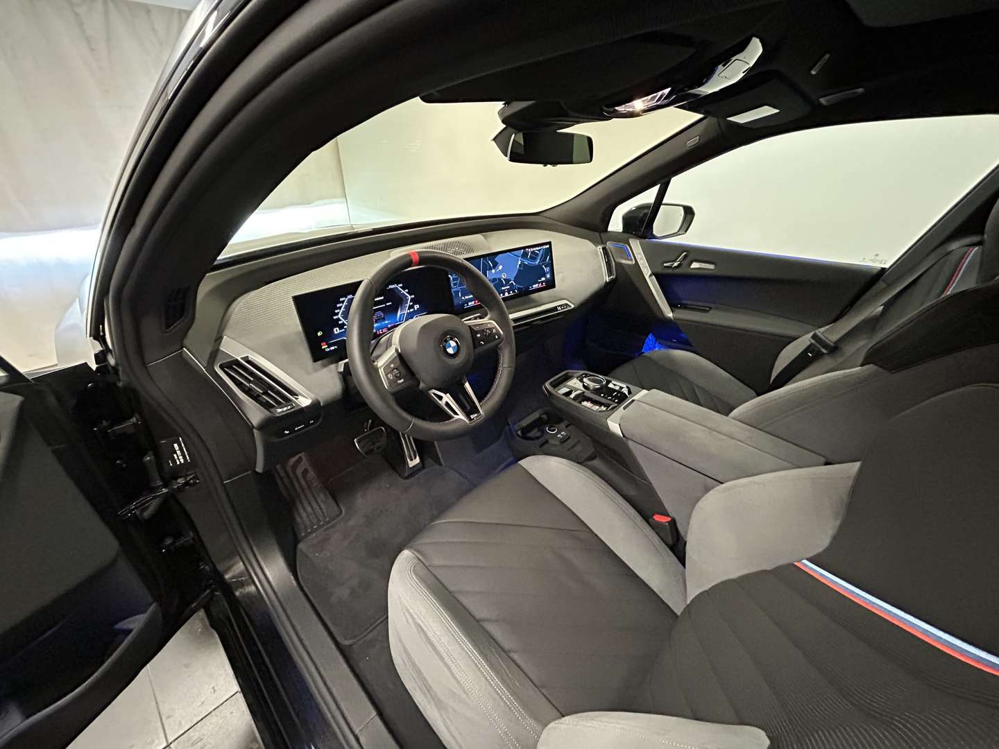 BMW IX M70 XDrive M Sport - 2025 - Joinsteer - #31