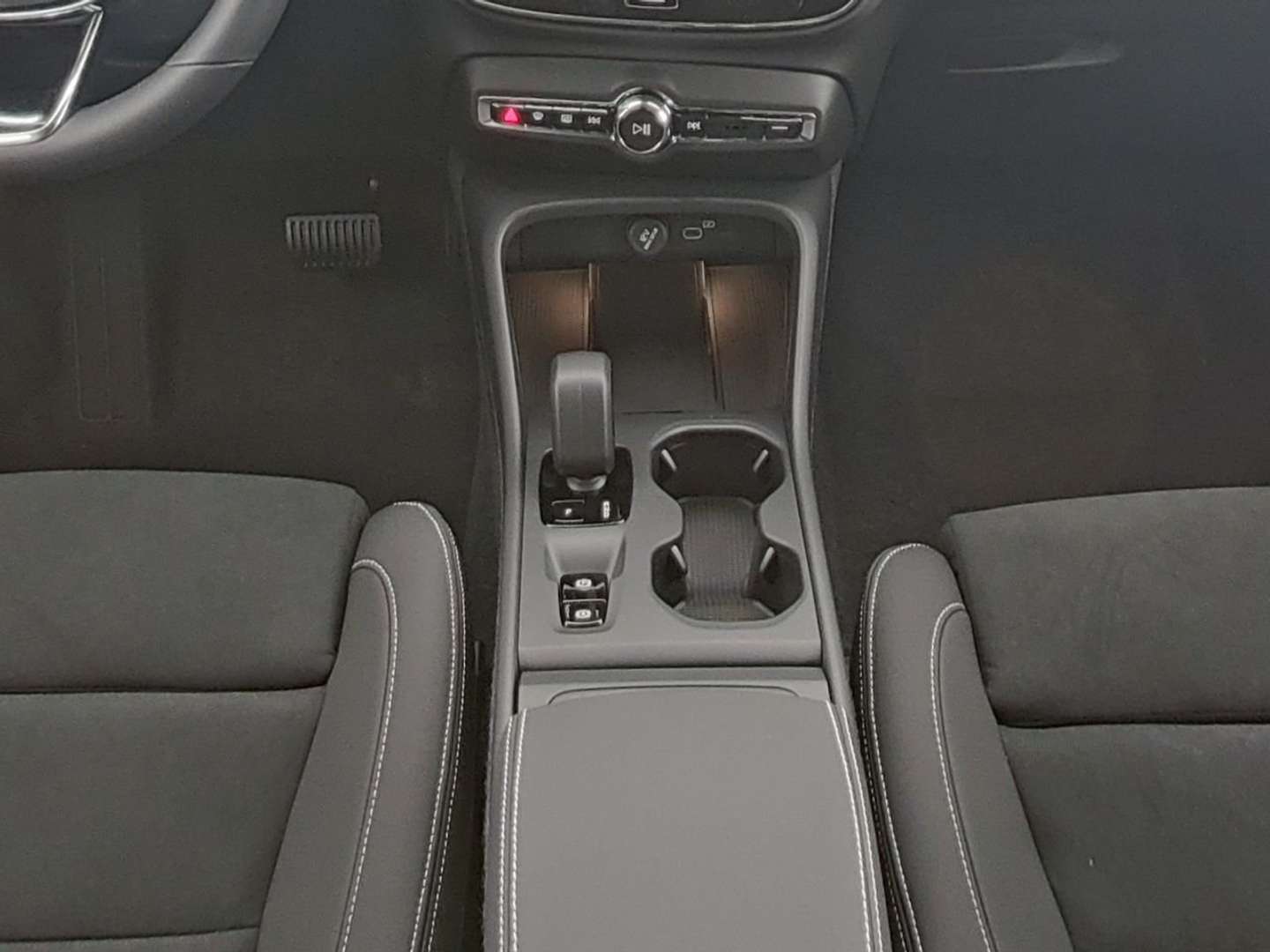 Volvo XC40 B3 - 2025 - Joinsteer - #9