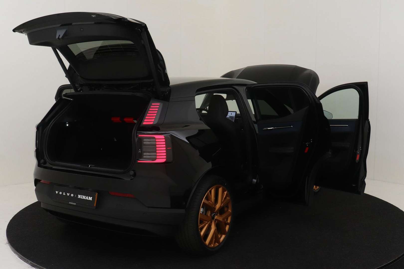 Volvo EX30 TWIN MOTOR PERFORMANCE - 2025 - Joinsteer - #18