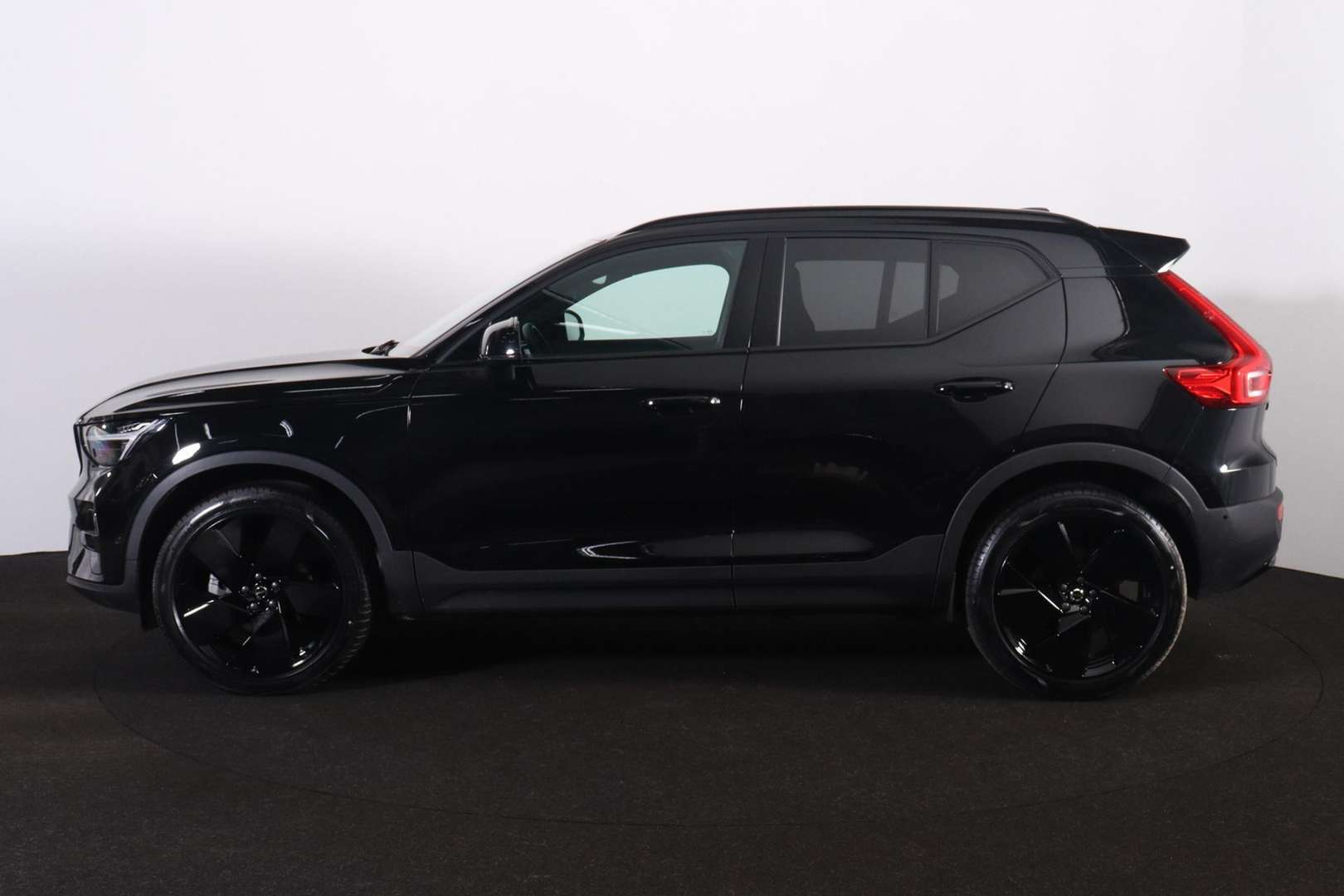 Volvo XC40 B4 Black Edition Ultra - 2025 - Joinsteer - #2