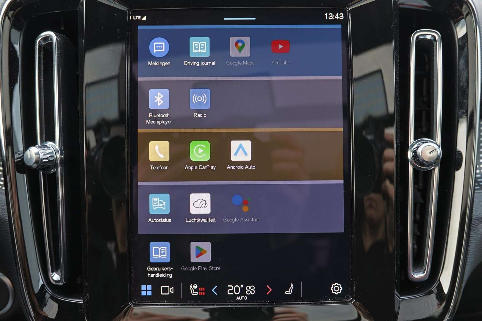 Volvo XC40 B4 Black Edition Ultra - 2025 - Joinsteer - #6