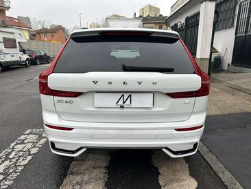 Volvo XC60 T6 Recharge R-Design — photo 5