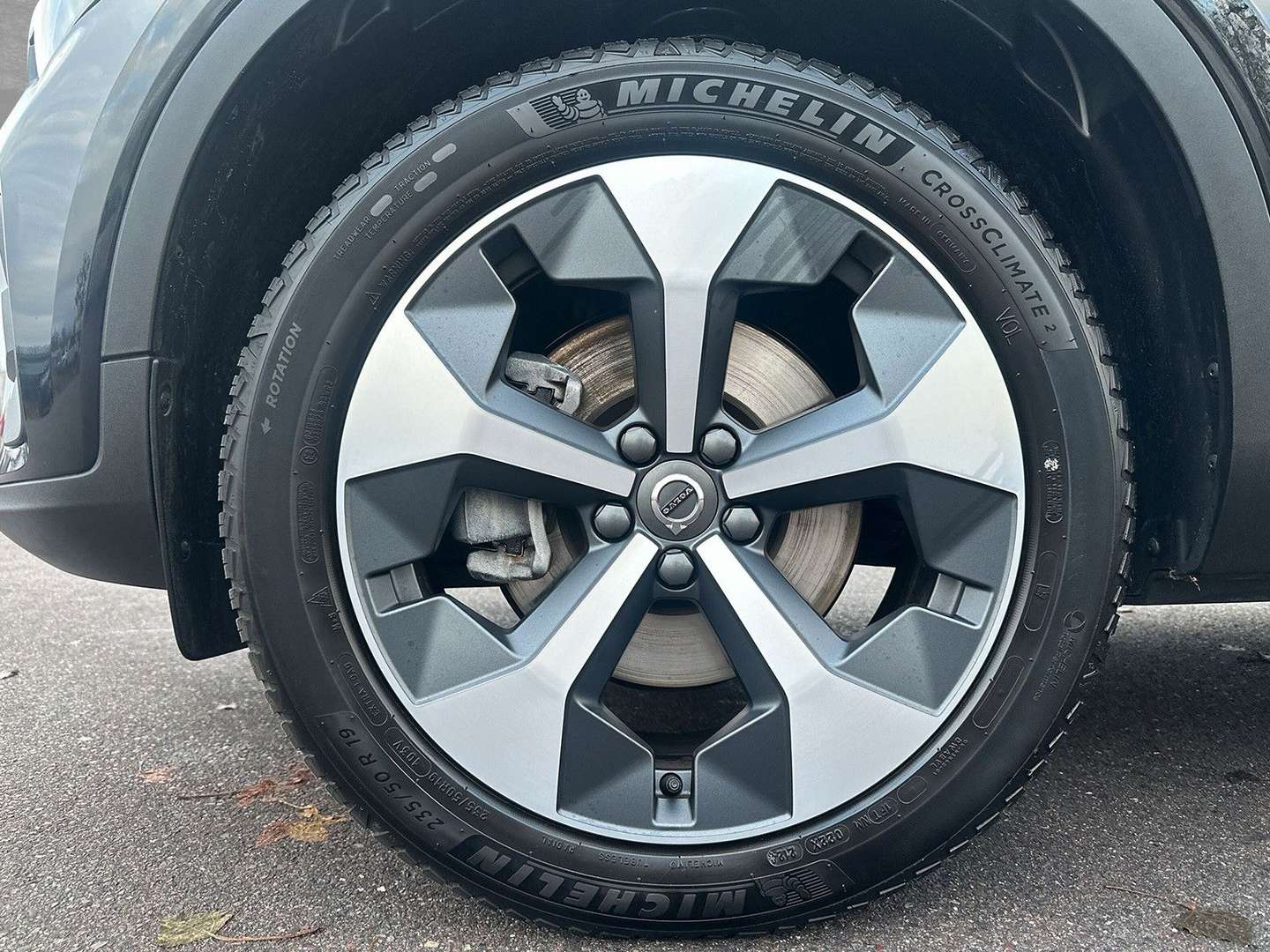 Volvo XC40 B3 Core - 2024 - Joinsteer - #1