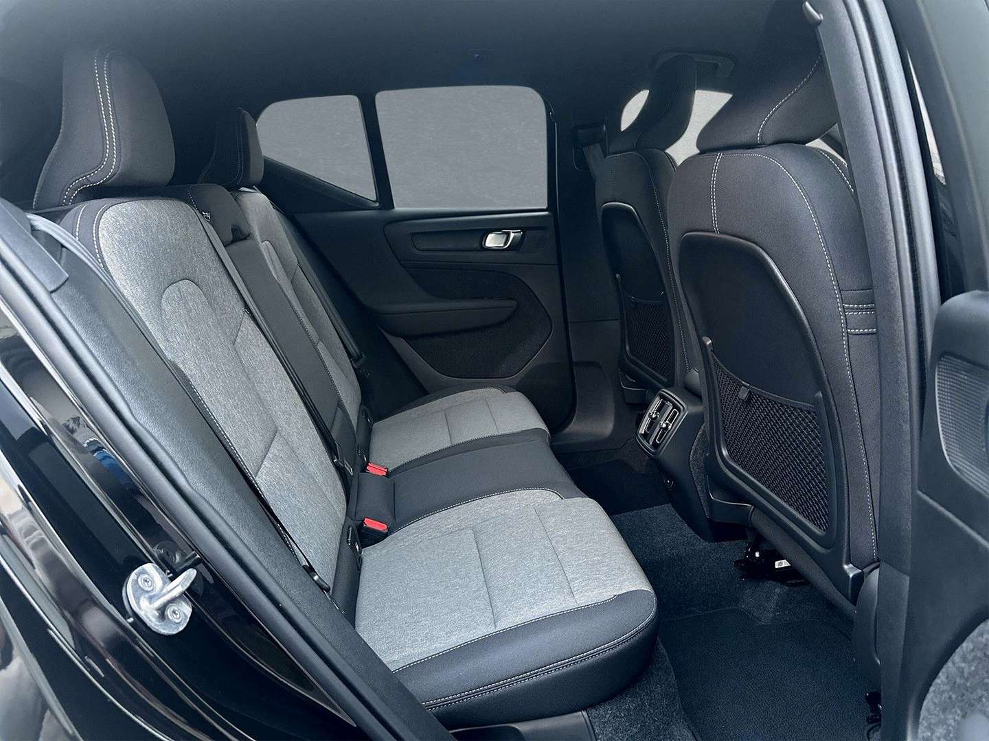 Volvo XC40 B3 Core - 2024 - Joinsteer - #4