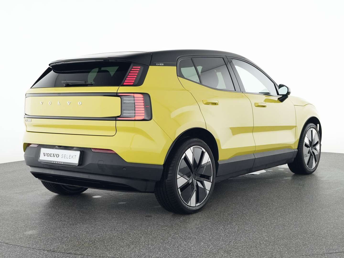 Volvo EX30 Extended Range Plus - 2025 - Joinsteer - #1