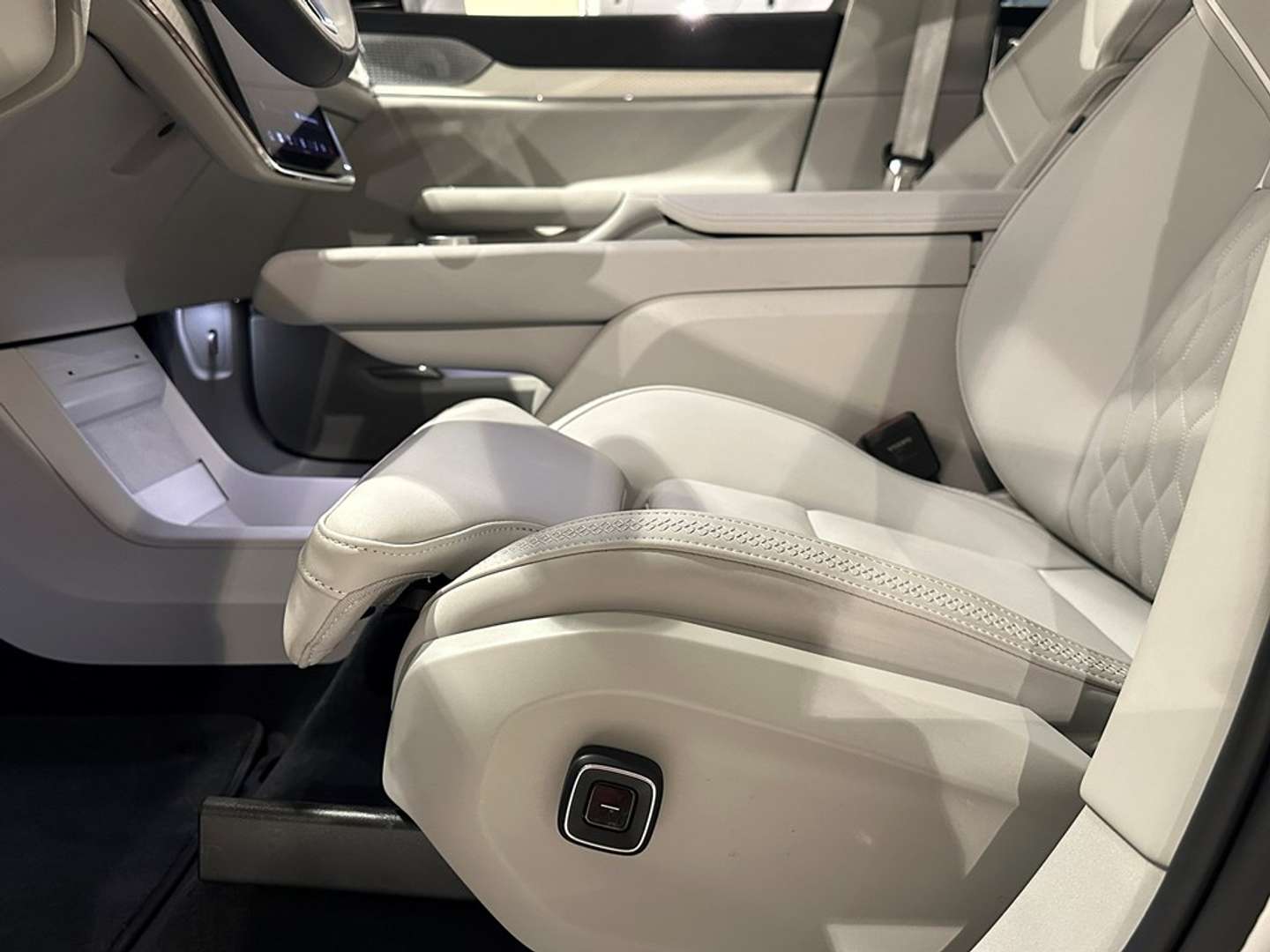 Volvo EX90 TWIN MOTOR PERFORMANCE - 2025 - Joinsteer - #6