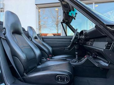 Porsche 993 Carrera Cabriolet — photo 20