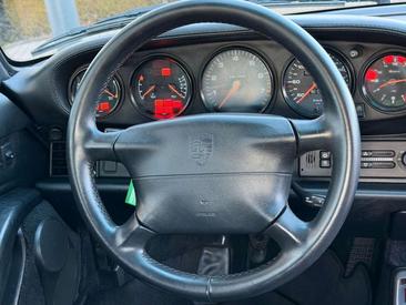 Porsche 993 Carrera Cabriolet — photo 21