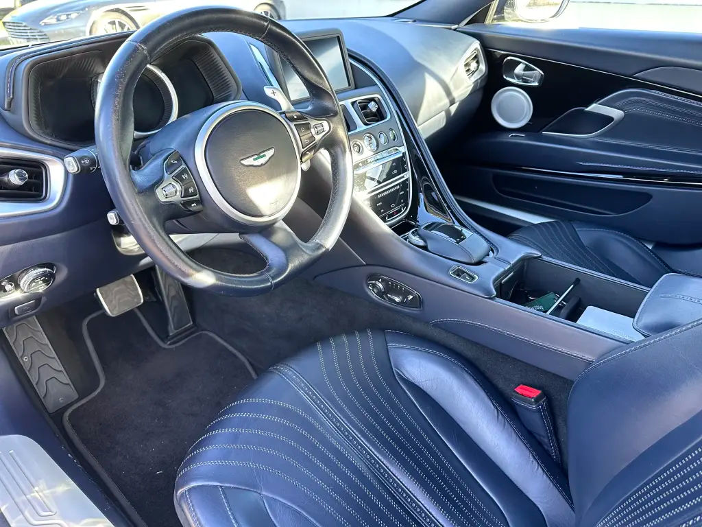 Aston Martin DB11 V12 Coupe 5.2 - 2017 - Joinsteer - #3