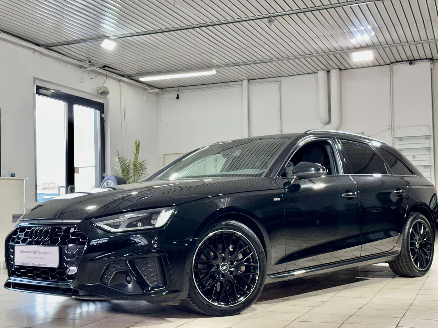 Audi A4 S Line Avant 40 TDI - 2022 - Joinsteer - #1