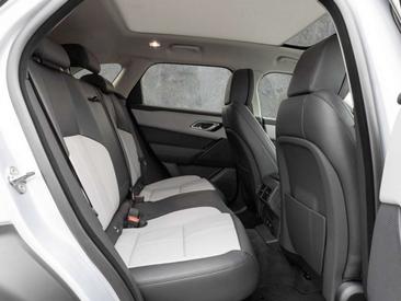 Land Rover Range Rover Velar D300 Dynamic HSE — photo 4