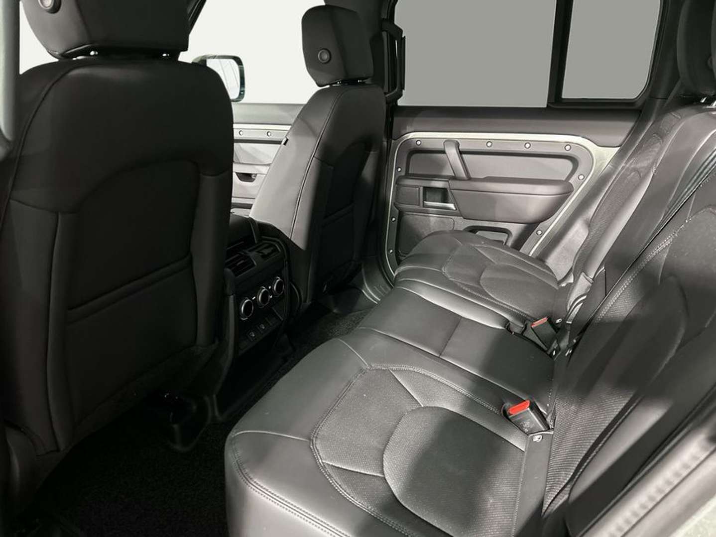 Land Rover Defender 110 X-Dynamic SE D300 - 2025 - Joinsteer - #5