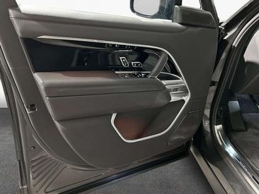 Land Rover Range Rover P530 Autobiography — photo 14