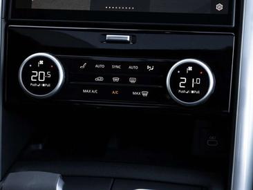 Land Rover Discovery D350 Dynamic SE — photo 11