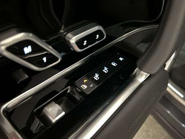 Land Rover Range Rover P530 Autobiography — photo 18