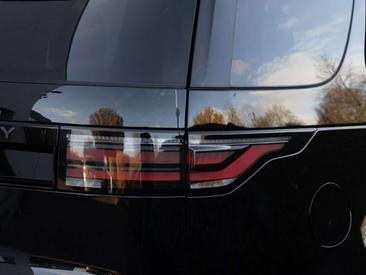 Land Rover Discovery D350 Dynamic SE — photo 18
