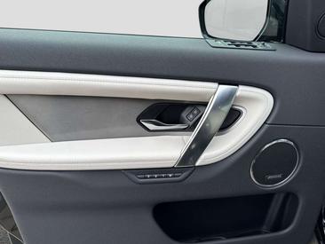 Land Rover Discovery Sport D200 Dynamic SE — photo 13