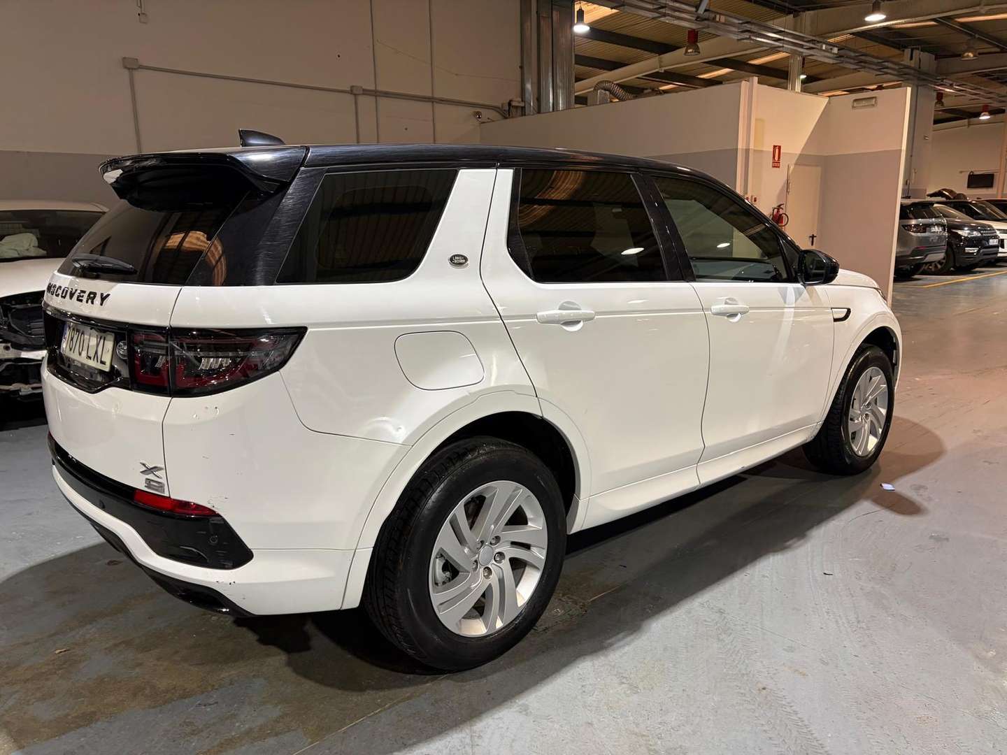 Land Rover Discovery Sport 2.0D TD4 MHEV R-Dynamic S AWD Auto 163 - 2022 - Joinsteer - #3